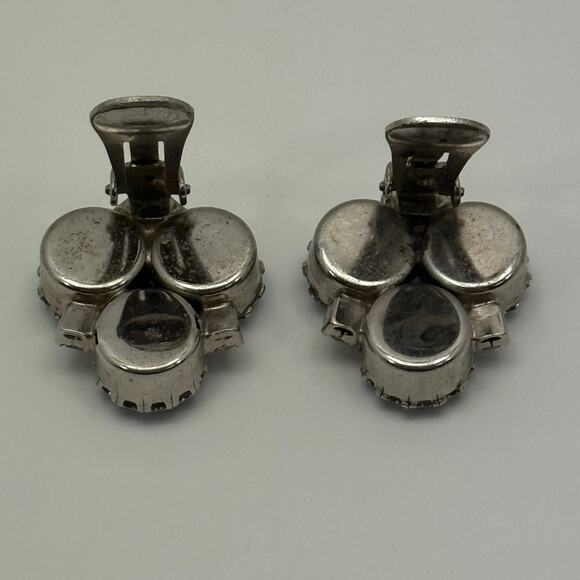 Fashion Crystal Cluster Clip-On Earrings - Picture 4 of 6